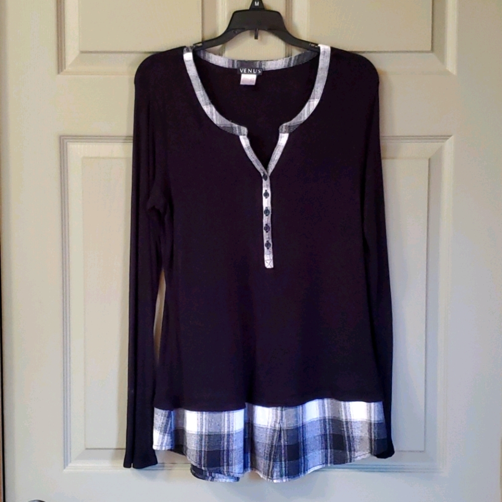 VENUS L/S Knit Top